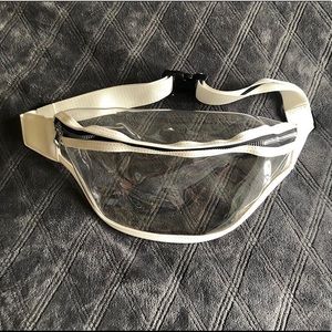 White/clear fanny pack